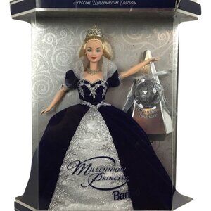 Millennium Princess 2000 New Year Barbie Doll & Keepsake Crystal Ball New In Box